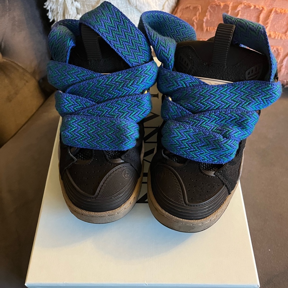 Kids Lanvin Curb Sneakers Size 33.. WORN TWICE